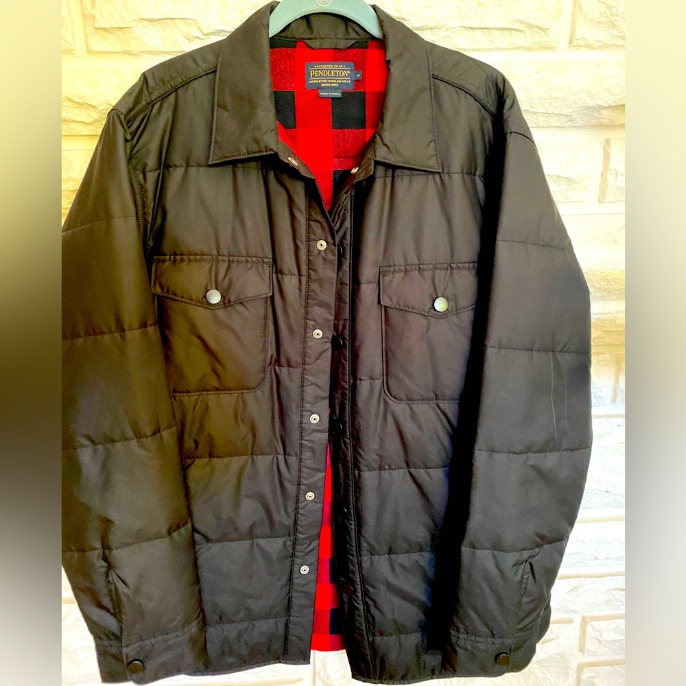 Men’s quilted Pendleton shirt jacket lined plaid